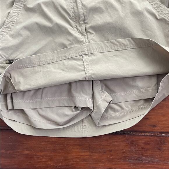 L. L. Bean athletic lined outdoor hiking cargo skort sz 12 - Picture 5 of 7